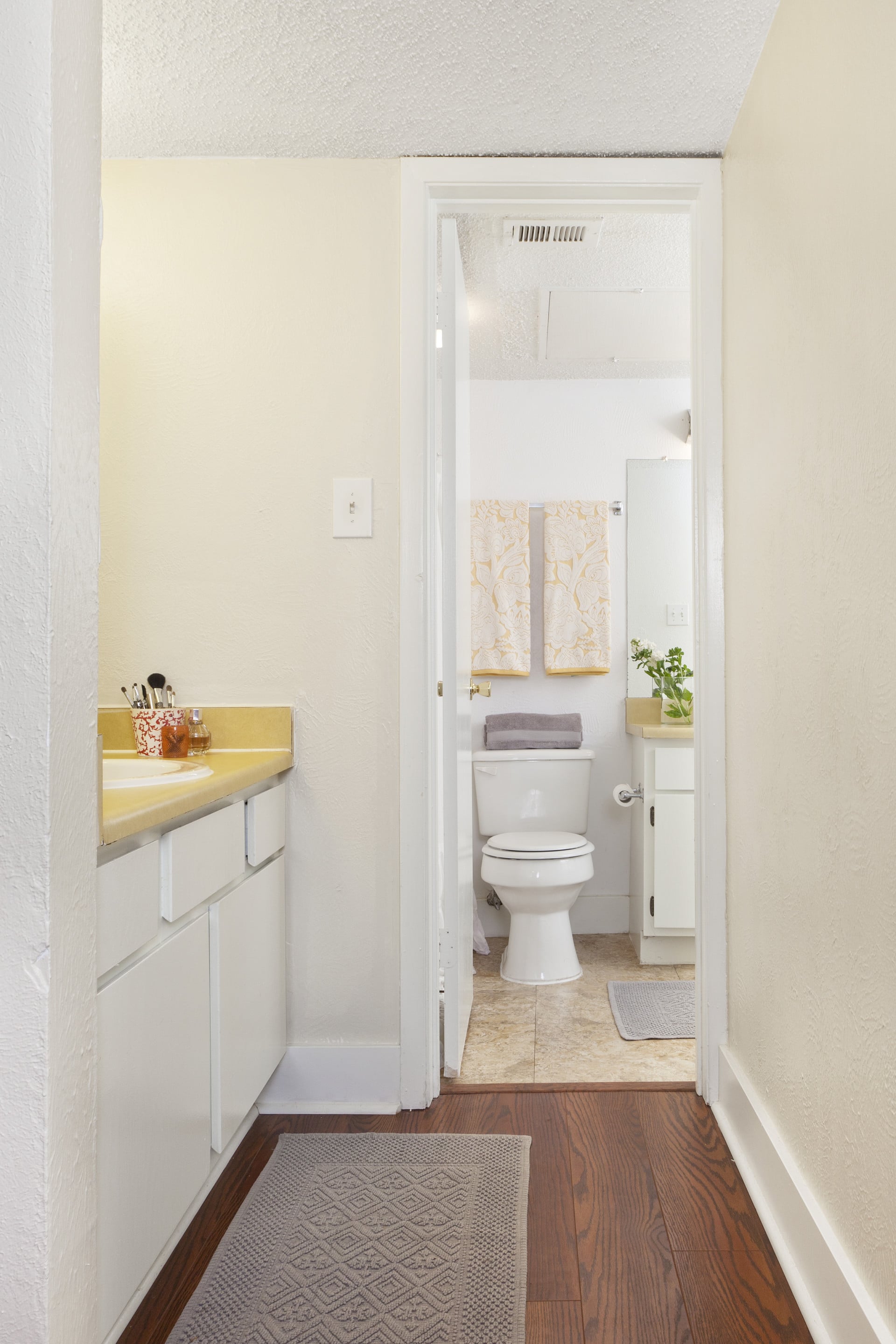 Oak Grove Apartments photo 3