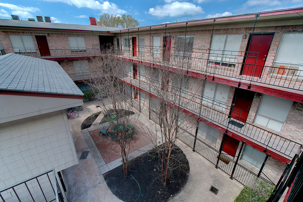 Leon Place Condominiums