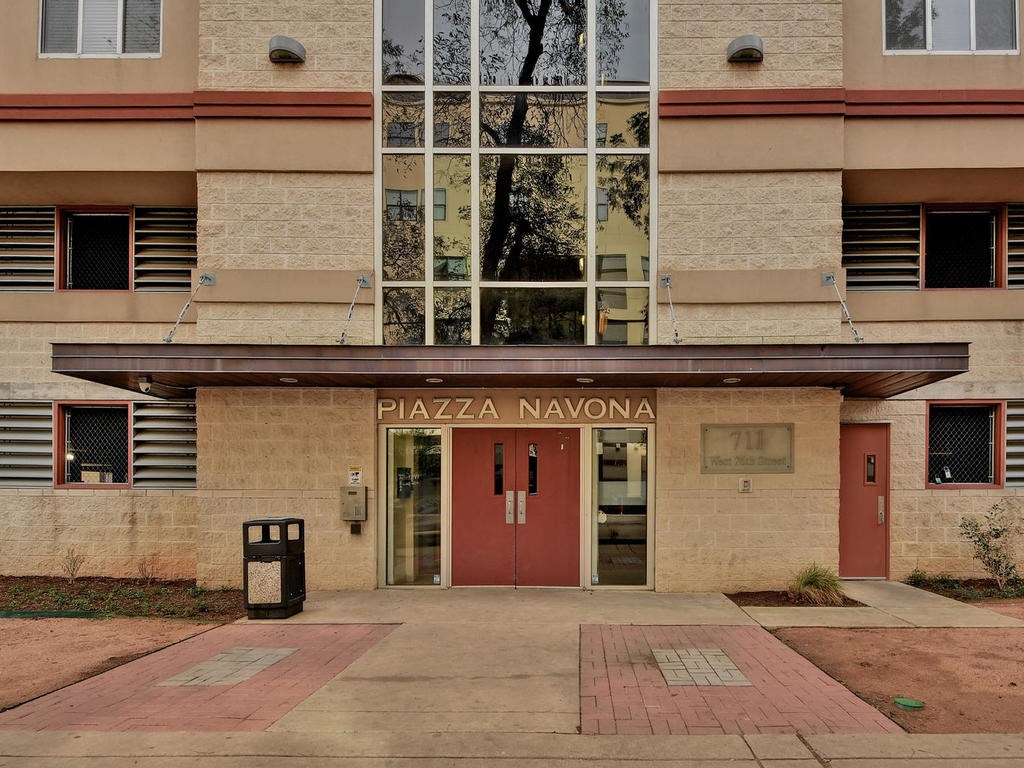 Piazza Navona Condominiums