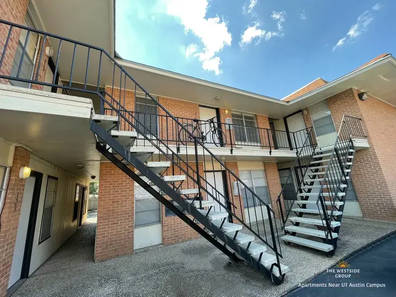Hyde Park Court