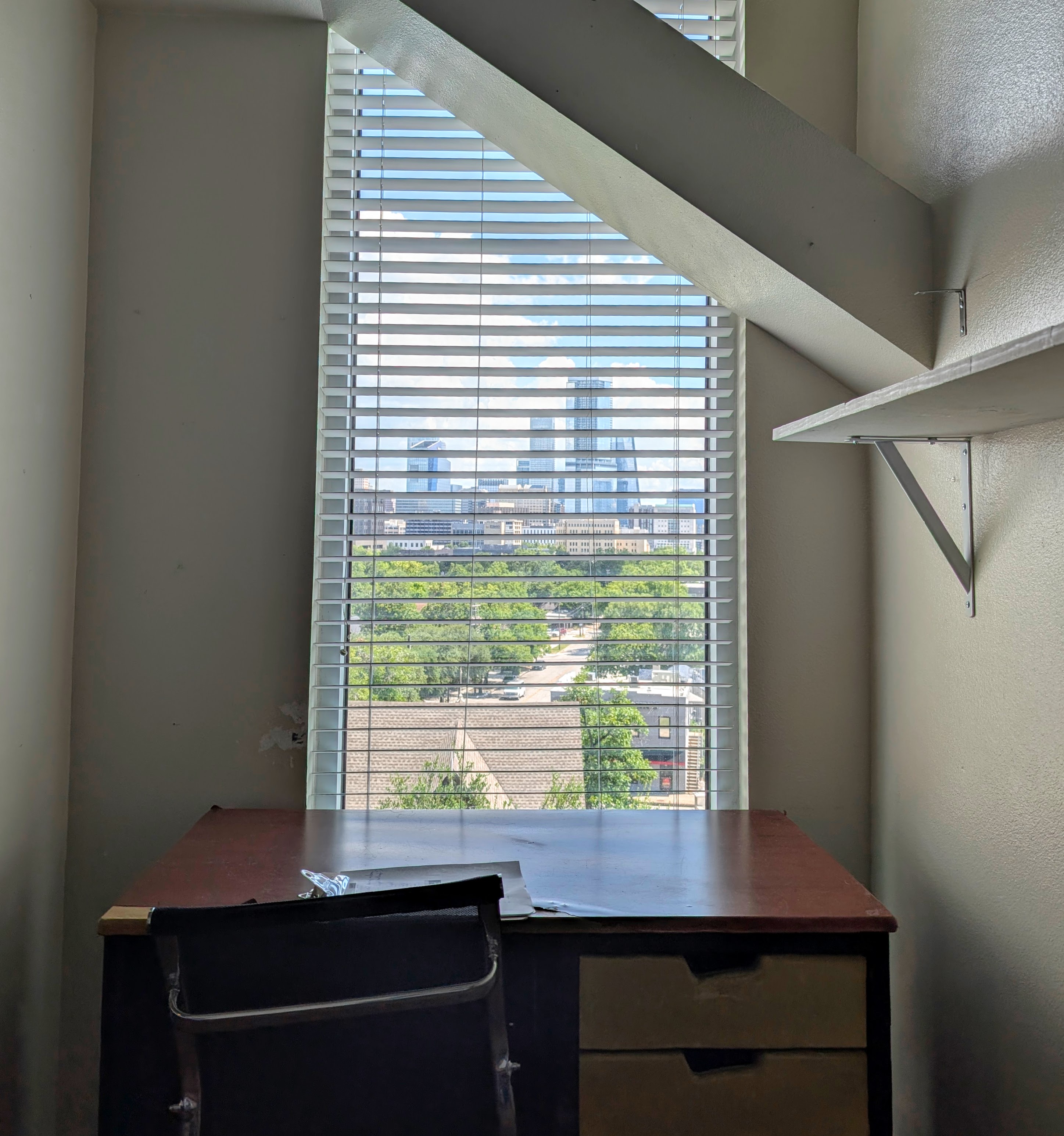Halstead single room window view