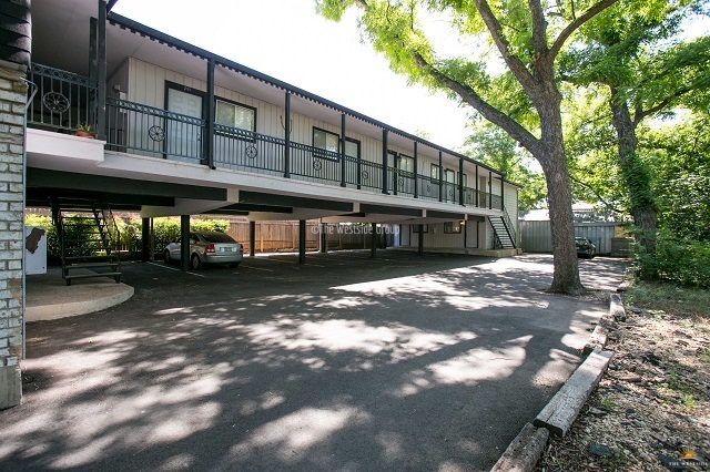 Montage Apartments